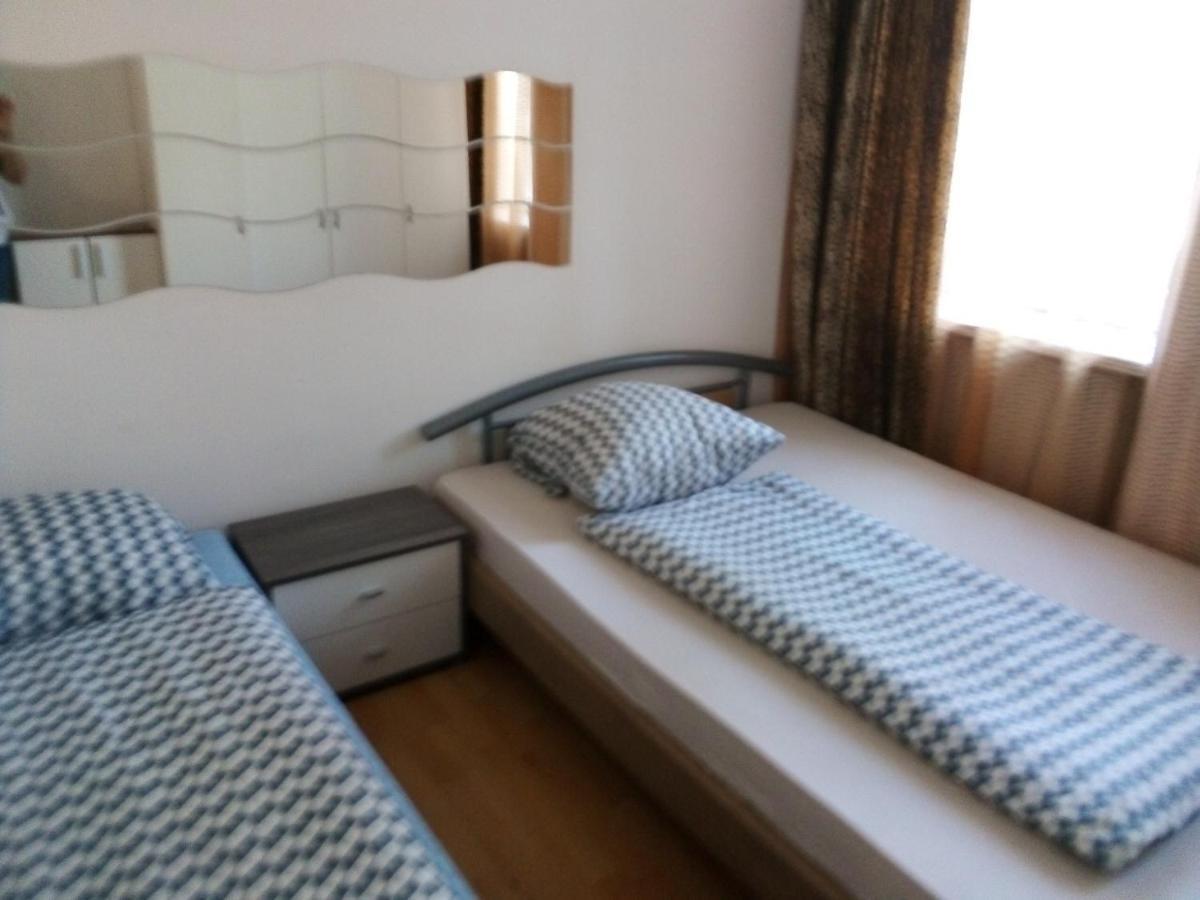 Raisa Apartments Fuenkhgasse Pressbaum Eksteriør billede