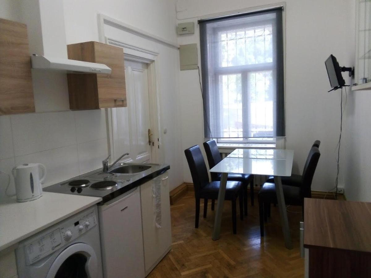 Raisa Apartments Fuenkhgasse Pressbaum Eksteriør billede